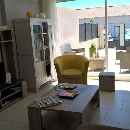 Le Pre Aux Cigales Holiday home
